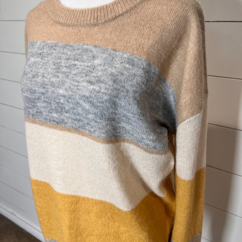 Hem & Thread Tan, Gray, Cream & Gold Striped Relaxed Fit Sweater Size M - Picture 2 of 6